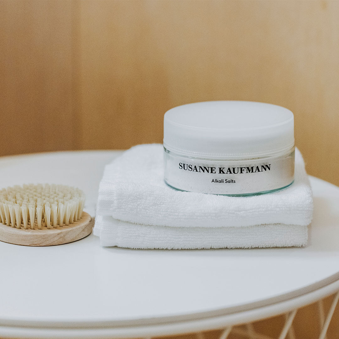 Susanne Kaufmann Basensalz 180 g im POST BEZAU JUICE Abendritual