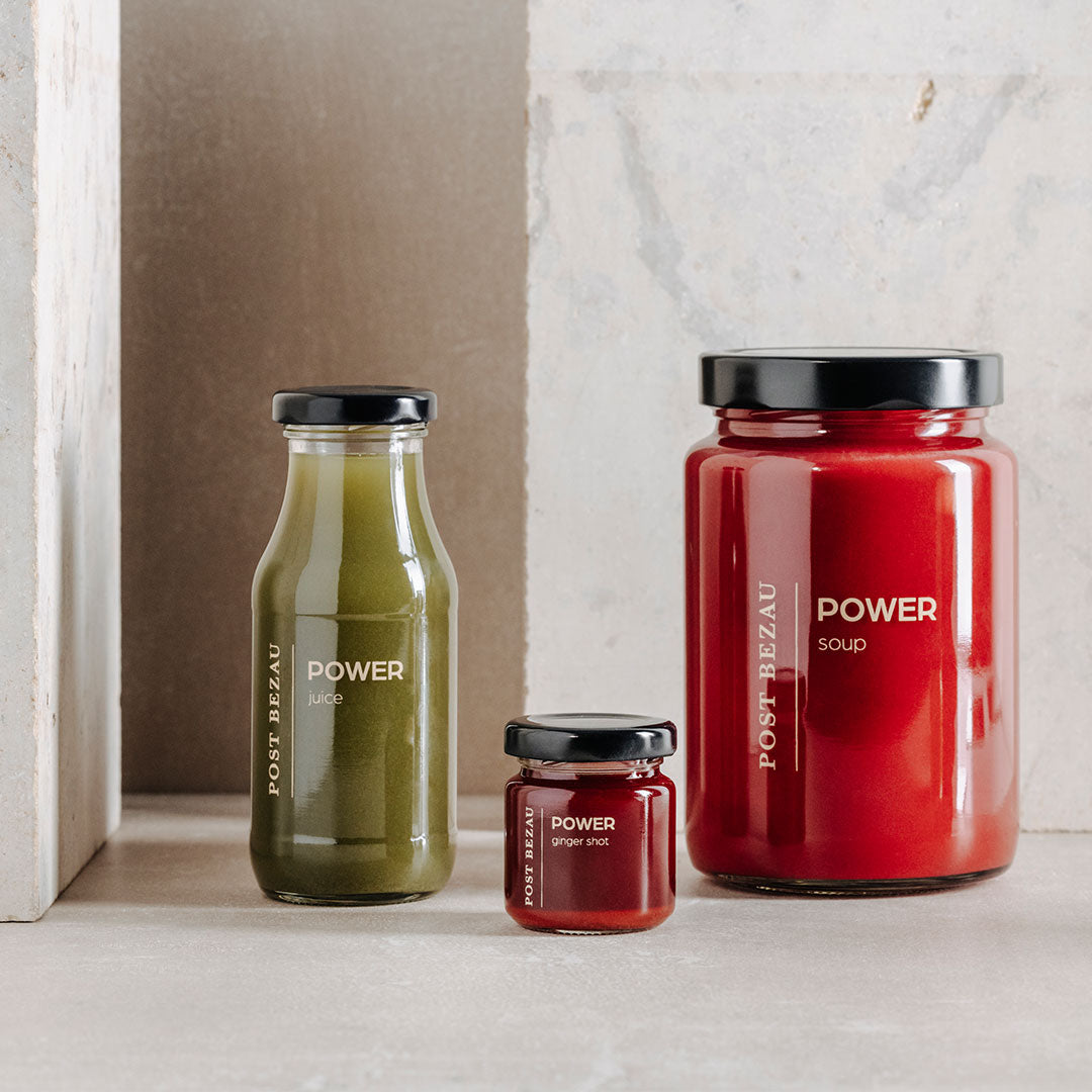 POST BEZAU JUICE Power Juice, Power Soup und Ginger Shot Power nebeneinander