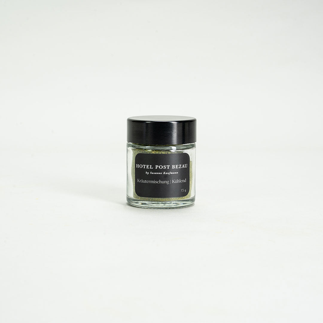 Hotel Post Bezau Kräutermischung Kühlend im Glas